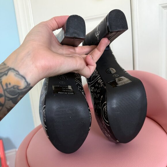 Too Fast Gothic Ouija Platform Heel Boots - Picture 9 of 10